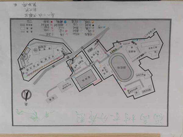 学生绘制“青绿”地图.jpg
